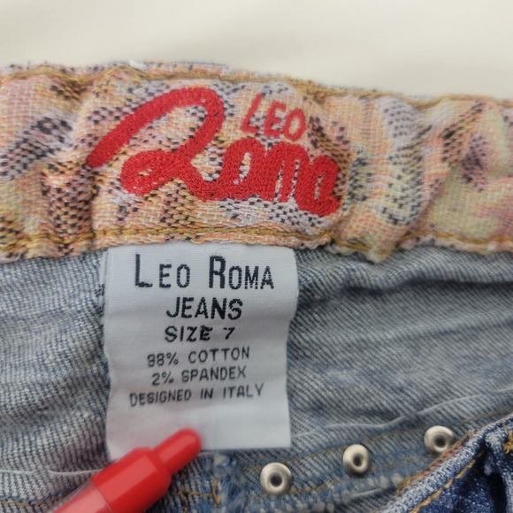 Leo Roma Juniors Jeans 7 Low Rise Capri Womens Studded Distressed Blue Denim - Picture 8 of 16